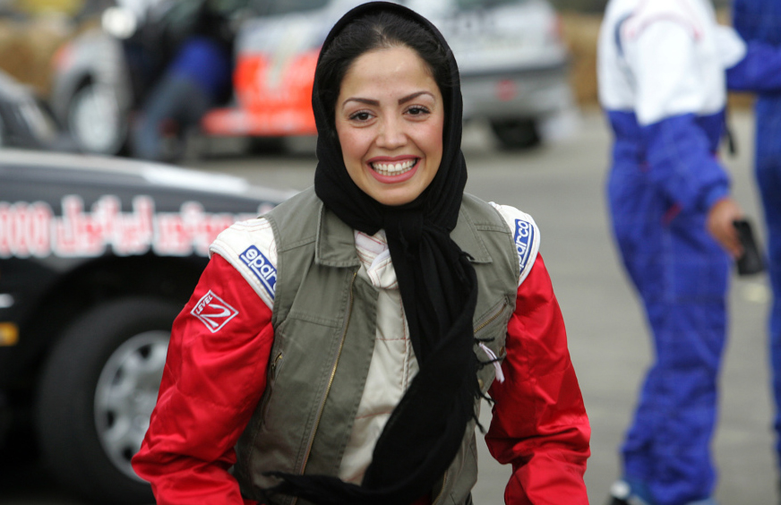 گفتگوی خواندنی با لاله صدیق،بانوی اتومبیل‌ران ایرانی